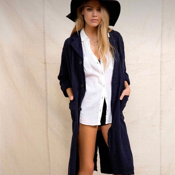 NWOT Urban Renewal Black Vintage Linen Shop Coat - Picture 2 of 4